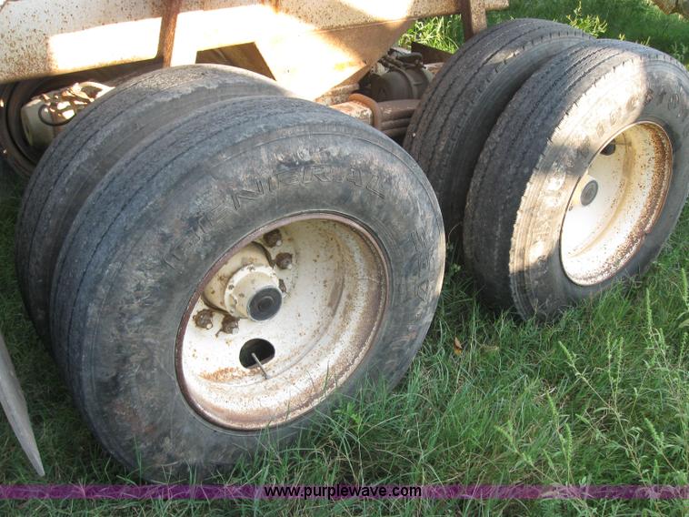 image for item 5568 1990 Ranco 42' bottom dump trailer