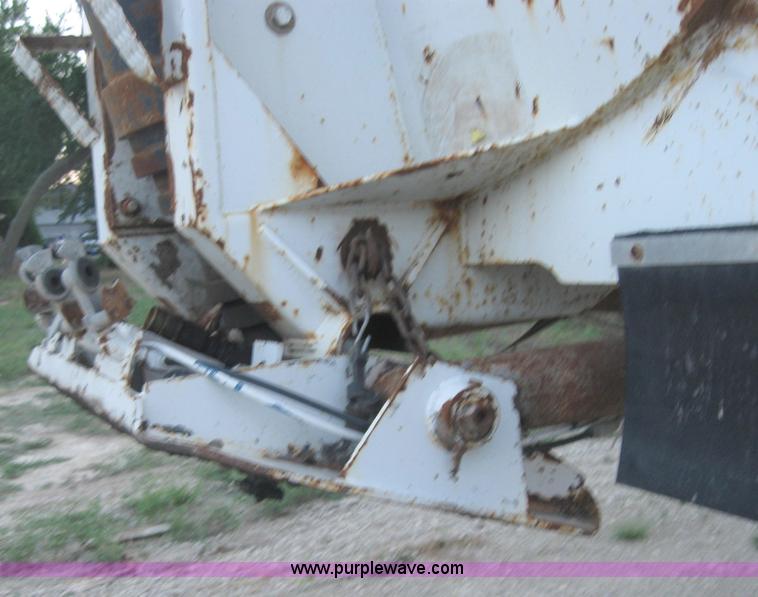 image for item 5569 1996 Reliant 31' end dump trailer