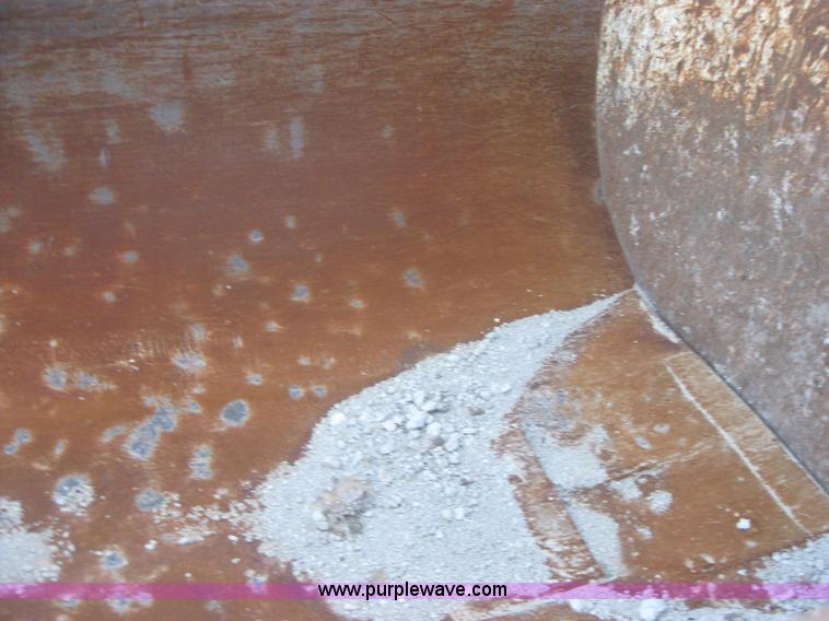 image for item 5569 1996 Reliant 31' end dump trailer