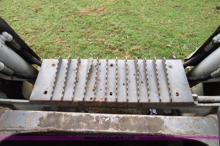 image for item 5787 2002 Takeuchi TL150 skid steer