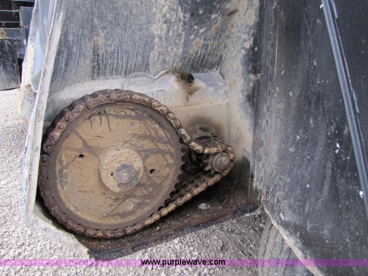 image for item 5813 1988 Flowboy 40' trailer