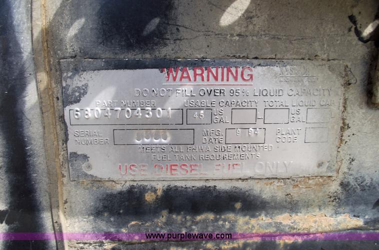 image for item 5821 1995 Freightliner FL70  truck with 20' bed