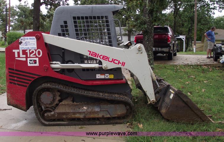 image for item 5855 2009 Takeucki TL120 skid steer