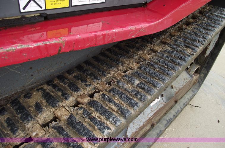 image for item 5855 2009 Takeucki TL120 skid steer