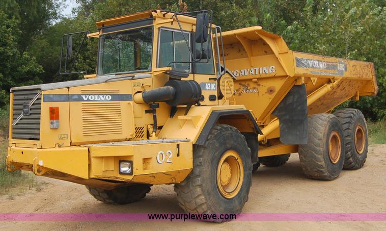 image for item 6040 1997 Volvo A30C articulated dump truck