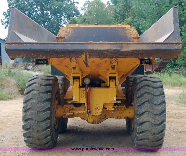 image for item 6040 1997 Volvo A30C articulated dump truck