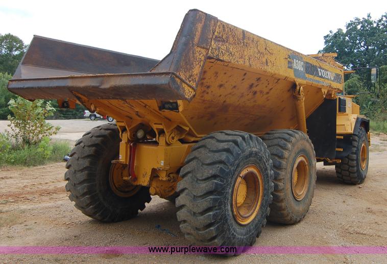 image for item 6040 1997 Volvo A30C articulated dump truck