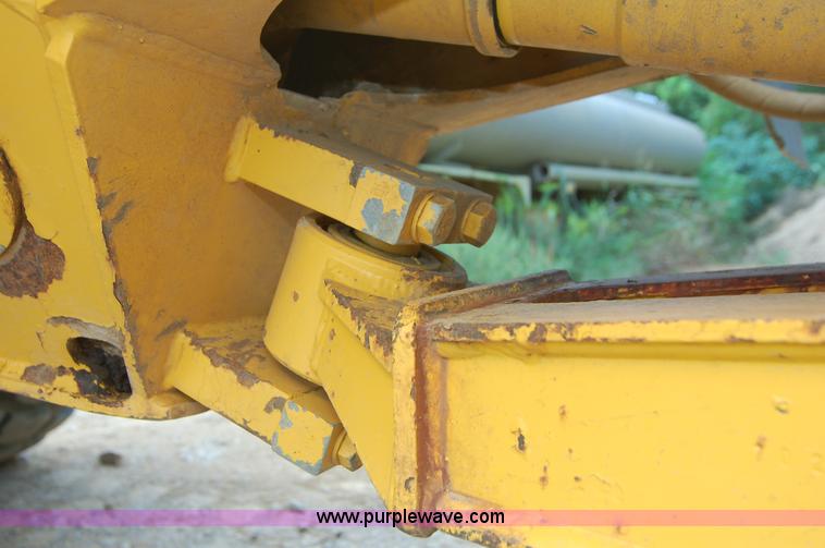 image for item 6040 1997 Volvo A30C articulated dump truck