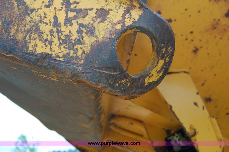 image for item 6040 1997 Volvo A30C articulated dump truck