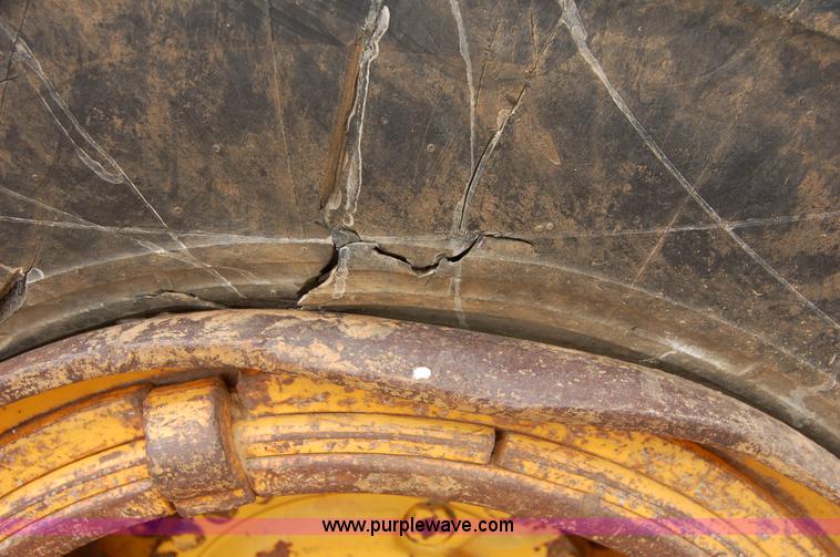 image for item 6040 1997 Volvo A30C articulated dump truck