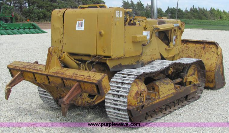 image for item 6843 International 150B track loader