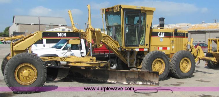 image for item 6955 1995 Caterpillar 140H motor grader