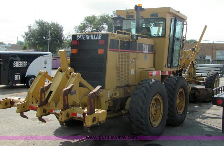 image for item 6955 1995 Caterpillar 140H motor grader