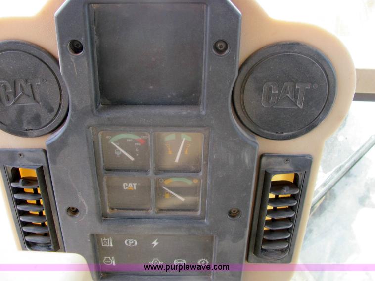 image for item 6956 1995 Caterpillar 140H motor grader