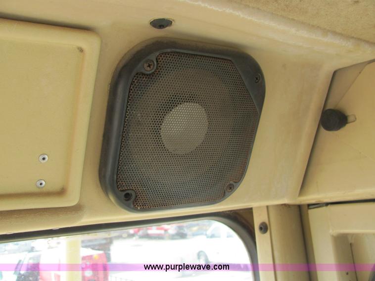 image for item 6956 1995 Caterpillar 140H motor grader