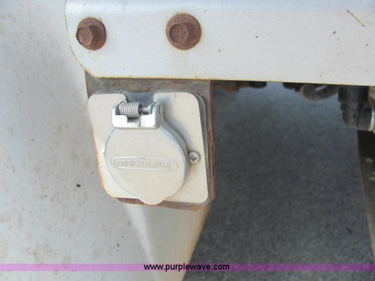 image for item 6957 2002 Freightliner FL80 single axle dump truck