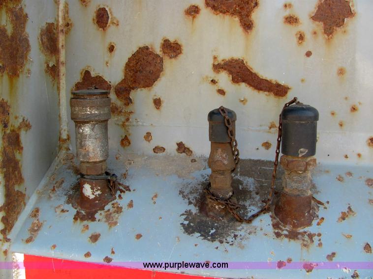 image for item 6957 2002 Freightliner FL80 single axle dump truck