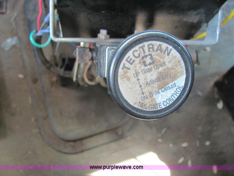 image for item 6958 2001 Peterbilt Conventional 330 tandem axle dump truck