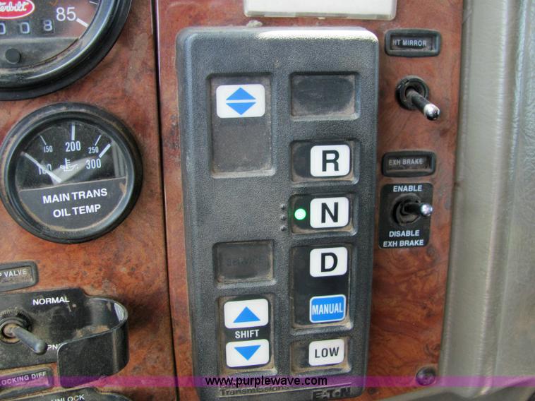 image for item 6958 2001 Peterbilt Conventional 330 tandem axle dump truck