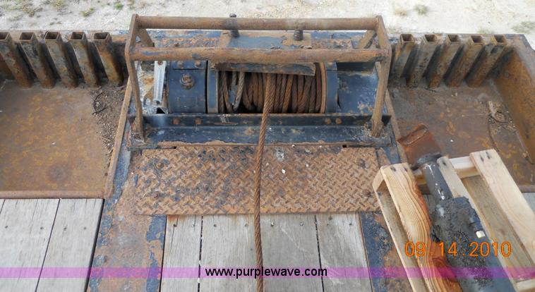 image for item 7070 2006 Ledwell LW48HTHT2 hydra tilt trailer