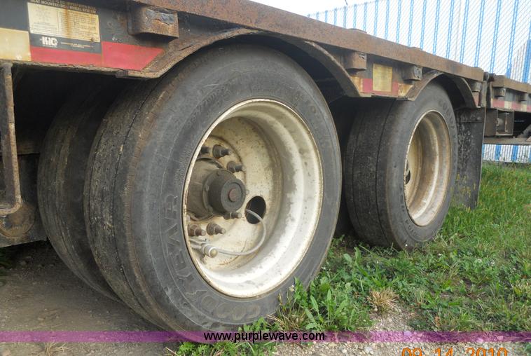 image for item 7070 2006 Ledwell LW48HTHT2 hydra tilt trailer