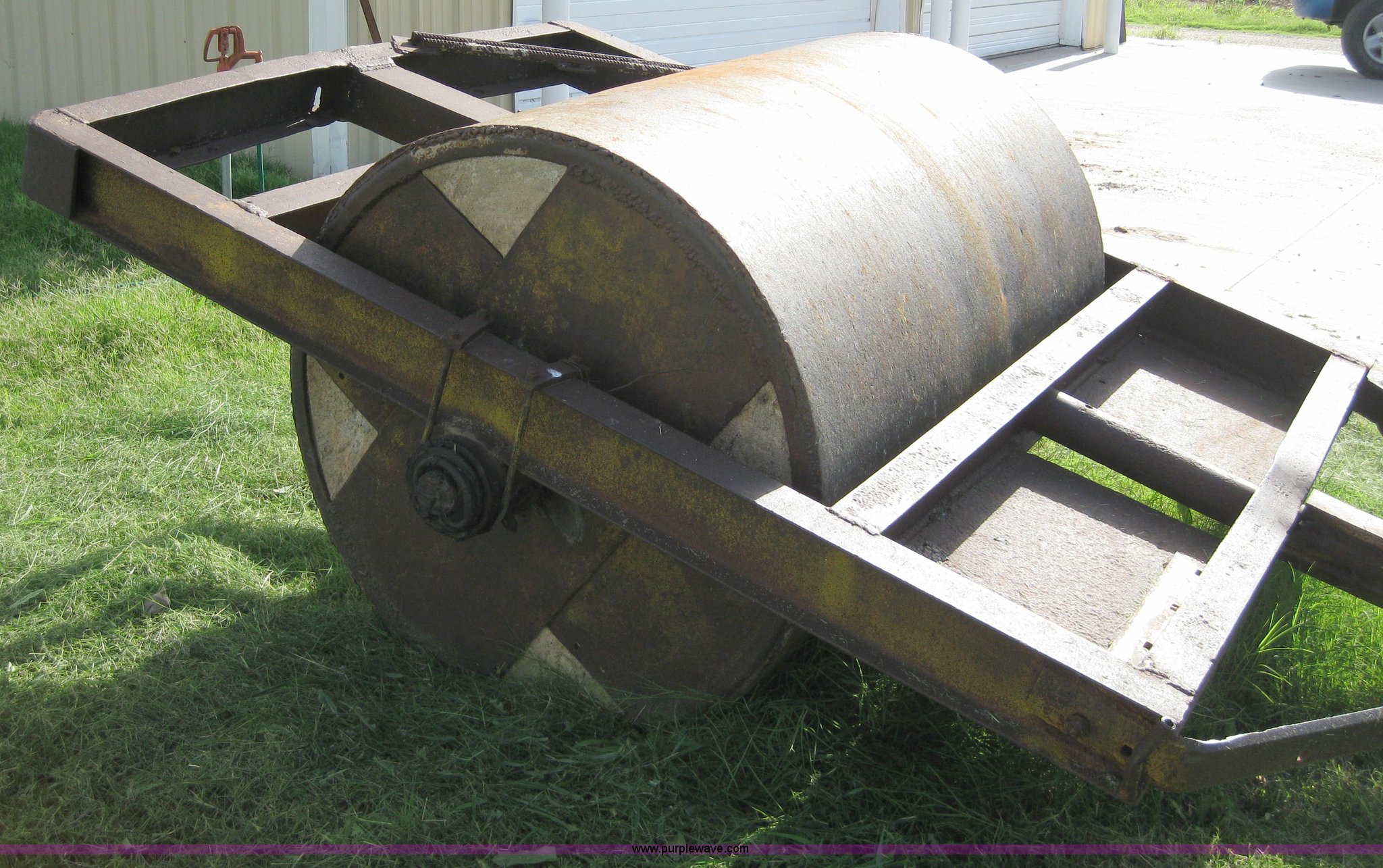 Shop built smooth rollerpacker in Partridge, KS Item 2646 sold