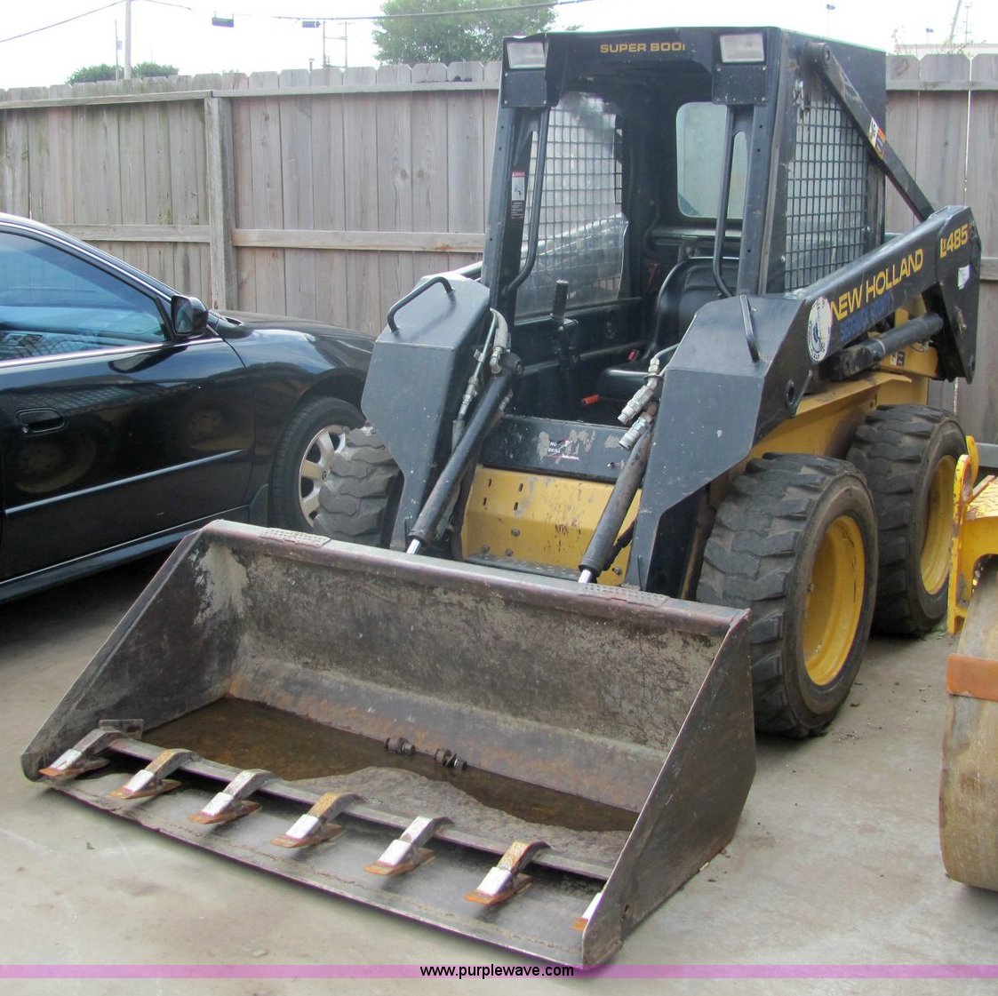 1998 New Holland LX485 skid steer in Wichita, KS Item 6987 sold