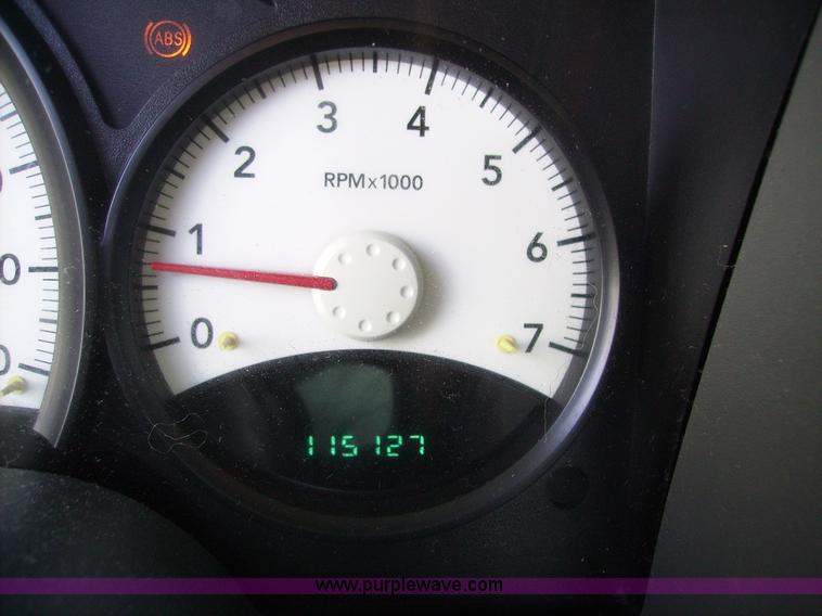 image for item 1037 2006 Dodge Dakota ST club cab pickup