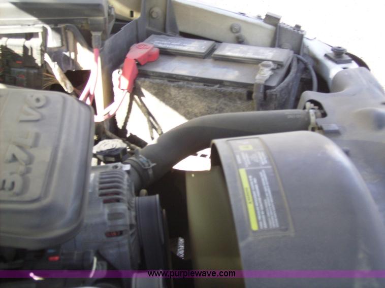 image for item 1037 2006 Dodge Dakota ST club cab pickup