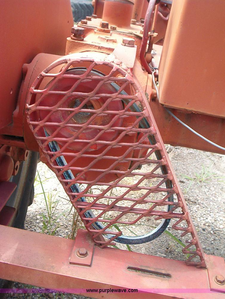 image for item 1900 IH Farmall F Cub tractor