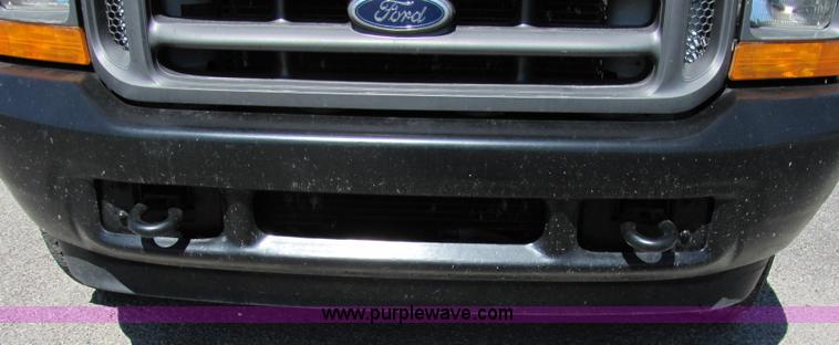 image for item 2244 2001 Ford F250 Super Duty pickup truck