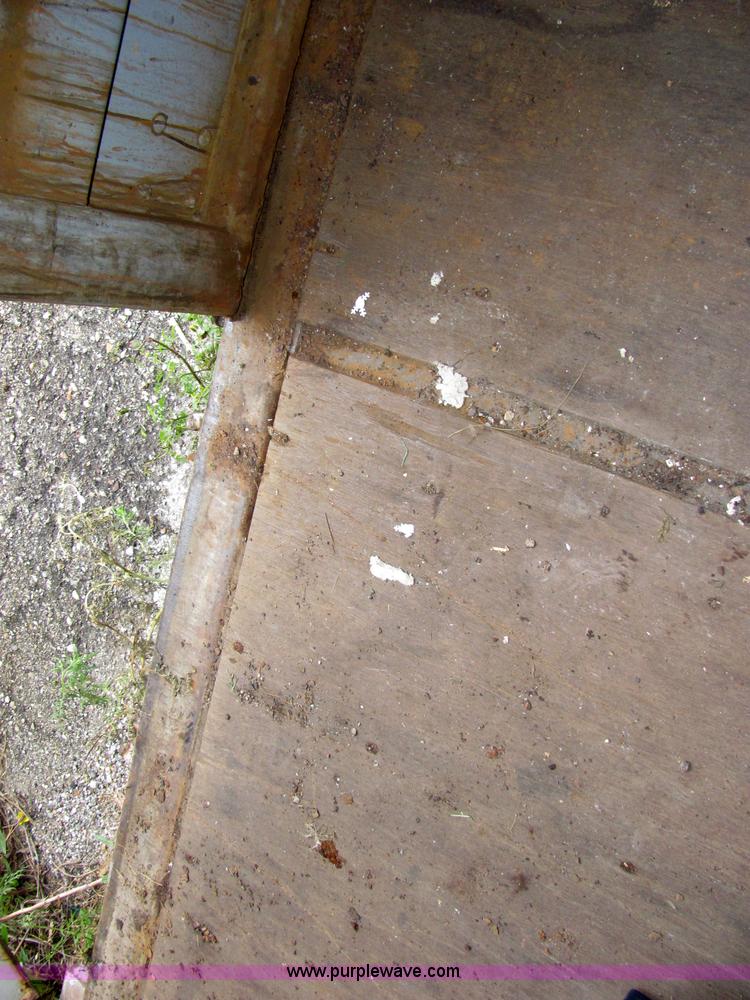 image for item 2332 Storage container