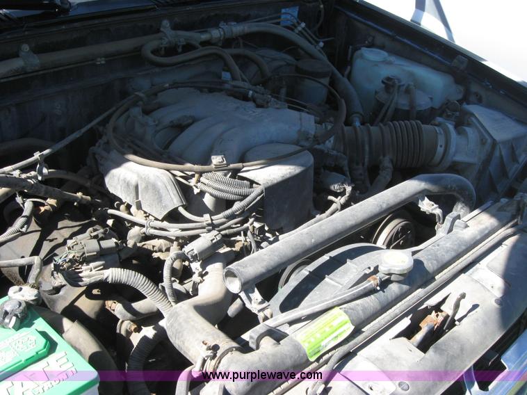 image for item 2766 1994 Nissan pickup