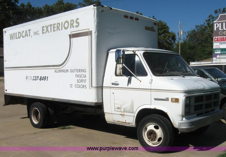 image for item 2767 1984 GMC Vandura 3500