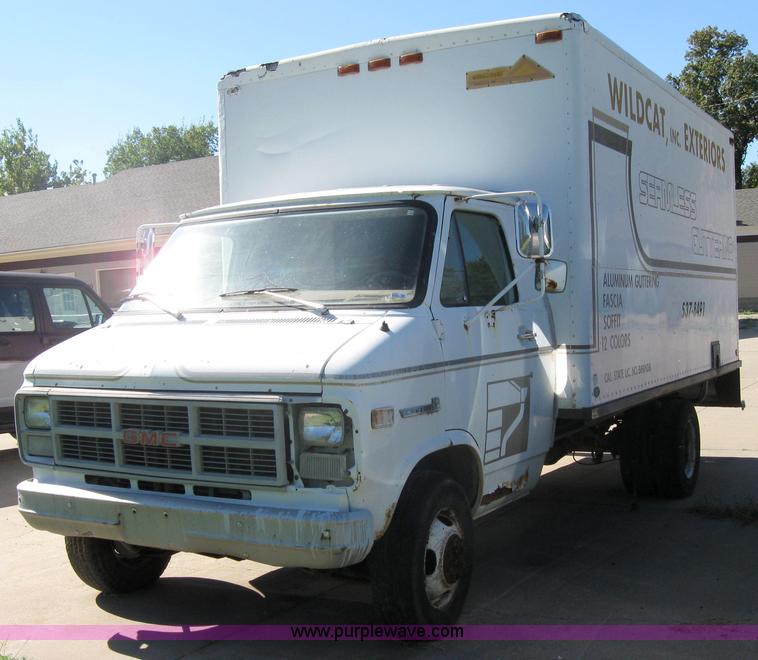 image for item 2767 1984 GMC Vandura 3500