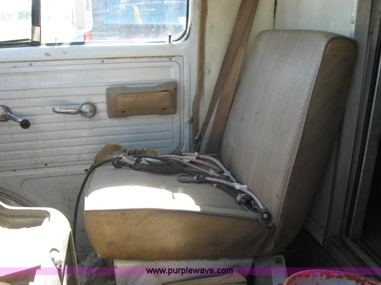 image for item 2767 1984 GMC Vandura 3500