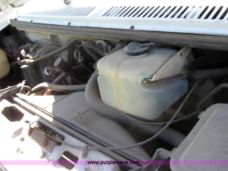 image for item 2767 1984 GMC Vandura 3500