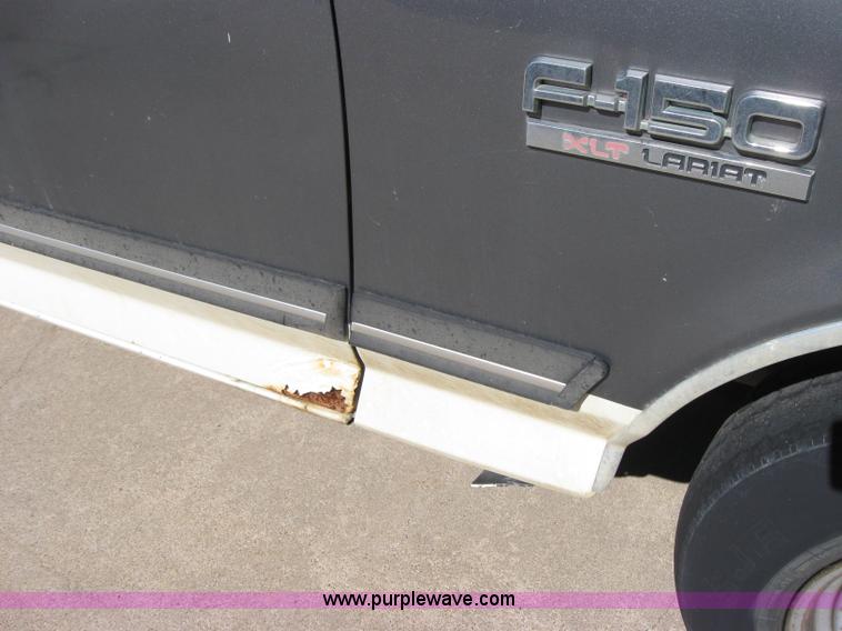 image for item 2769 1990 Ford F150 super cab pickup