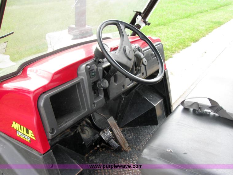 image for item 2792 2004 Kawasaki 3010 mule