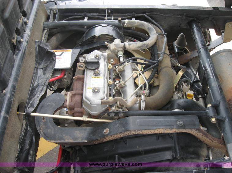 image for item 2792 2004 Kawasaki 3010 mule