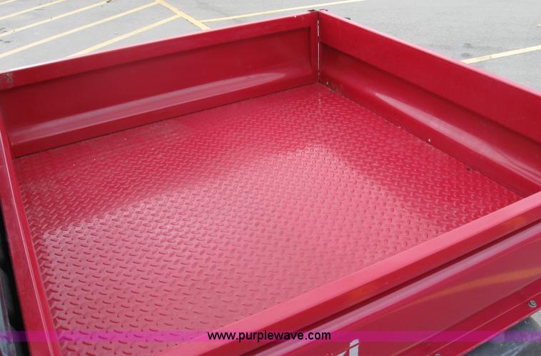 image for item 2792 2004 Kawasaki 3010 mule