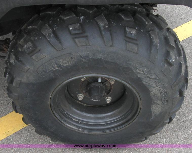 image for item 2792 2004 Kawasaki 3010 mule