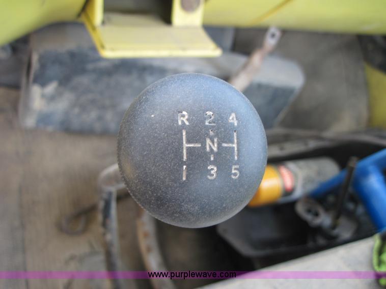 image for item 3150 1986 GMC C6500 truck