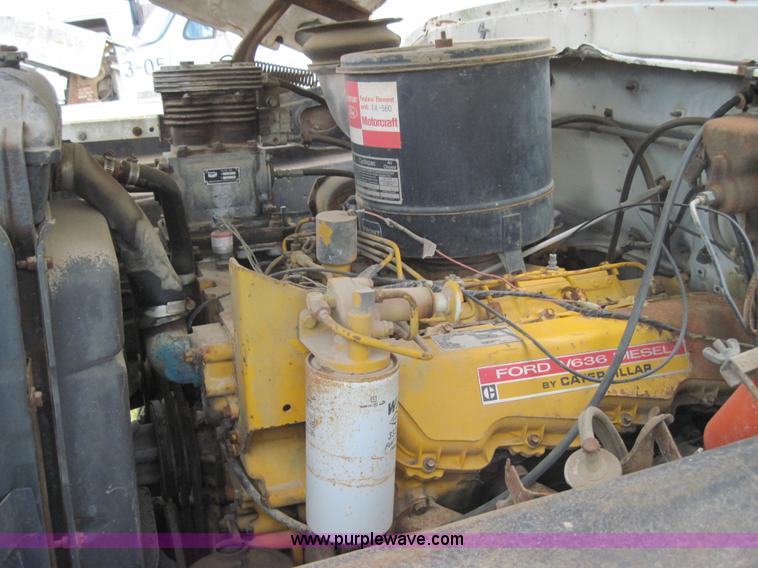 image for item 3154 1978 Ford F7000 truck