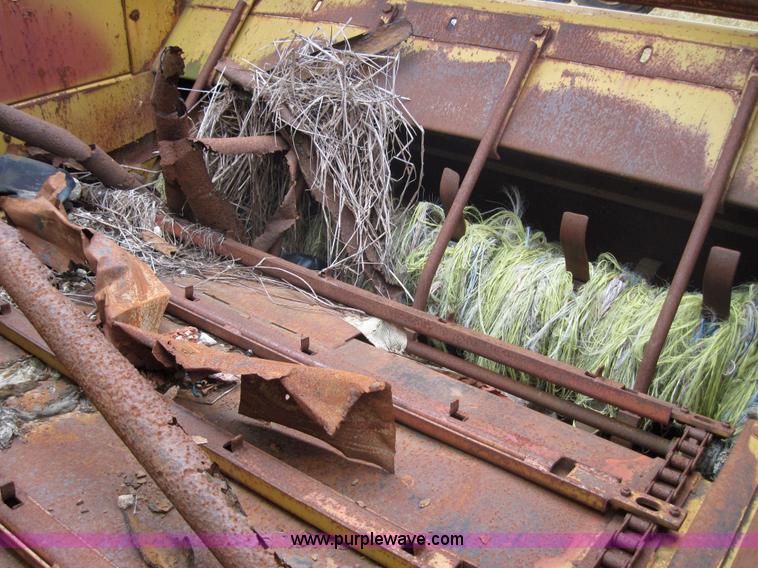 image for item 3169 Big bale hay processors