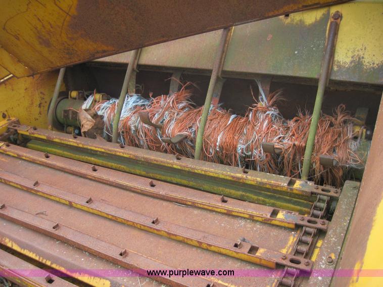 image for item 3169 Big bale hay processors
