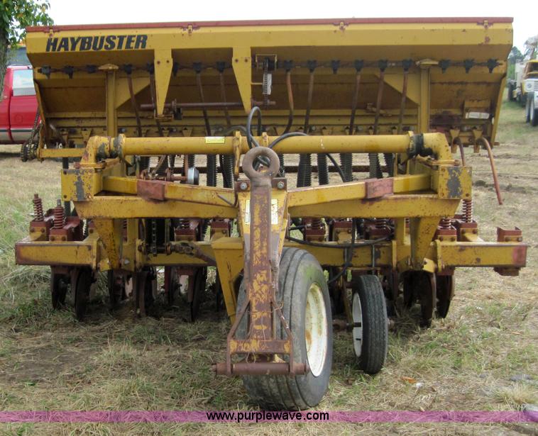 image for item 3178 Bermeer Haybuster 9' drill