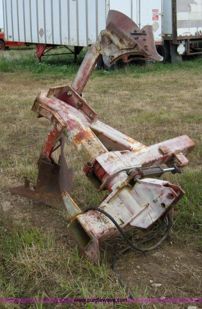 image for item 3184 International single bottom rollover plow