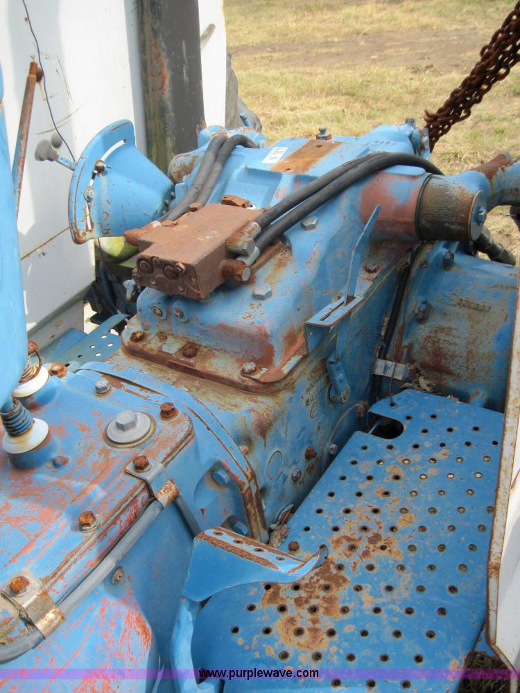 image for item 3188 Ford 5900 tractor