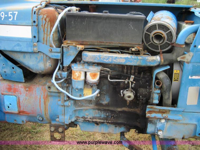image for item 3188 Ford 5900 tractor